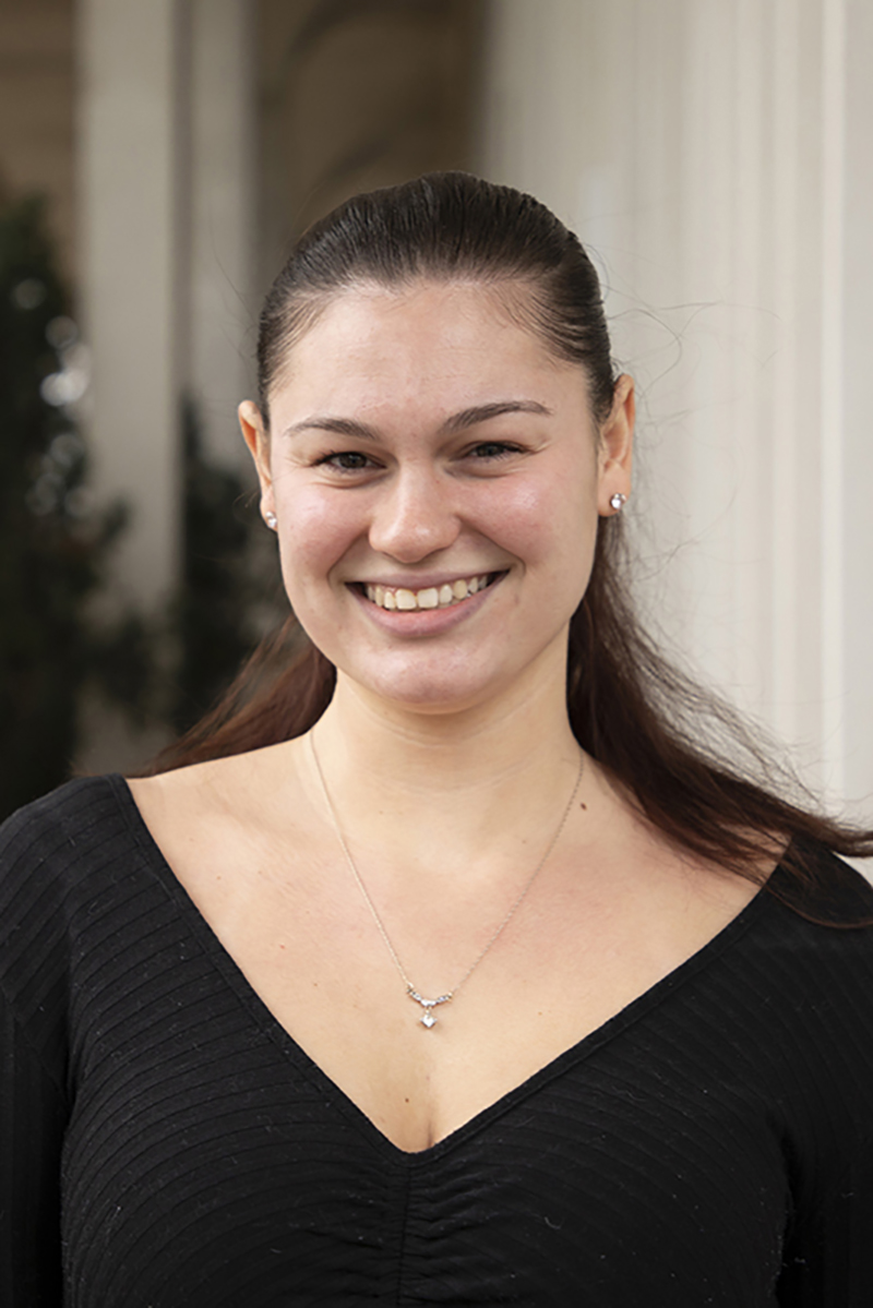 Nicole Bushlow